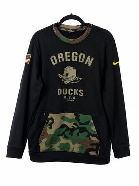 NIKE OREGON DUCKS MILITARY SALUTE FOOTBALL CAMO SWEATSHIRT CREWNECK LARGE